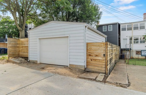 Edgewood Villa | DC Urban Villa At Girard 1 Bed ~ 1 Bath - Bonus Sleeper Sofa