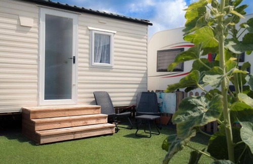 IJmuiden Chalet De Ski | DD 18 - Camping de Duindoorn