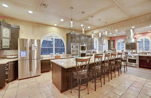 Spring Valley Maison | Glamorous 11BD/13BA Mansion Near Vegas Strip-3.7mi
