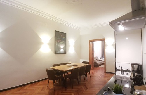 Kreuzberg Appartement | Spacieux, ancien appartement familial de Berlin au coeur de la ville