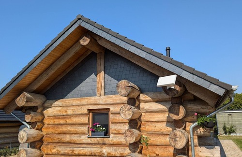 Kraase Cabine | Log Cabins Naturstammhaus - Ferienhaus Rügen 16 - Feriendorf Tollensesee