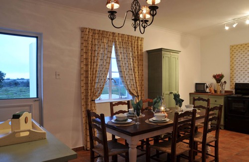 Bredasdorp Maison | De Hoop Village Cottages