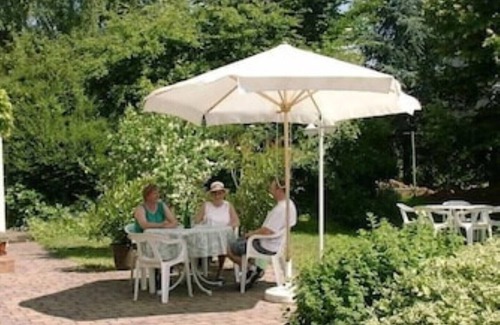 Ilbesheim Appartement | Holiday apartment "Kleine Kalmit" with a dream view of the vineyards