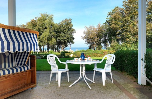 Am Schwarzen Busch Appartement | App. Dünenblick - Spacious ground floor apartment with great sea views!