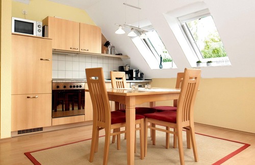 Am Schwarzen Busch Appartement | Cosy attic apartment Meeresrauschen invites you to relax!