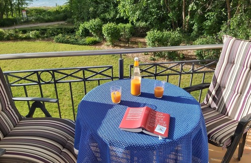 Am Schwarzen Busch Appartement | App. Ostseeidyll - See and hear the sound of the sea from here!