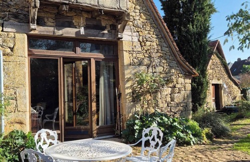 Saint-Michel-Loubejou Maison | De l'autre côté du lavoir, au calme