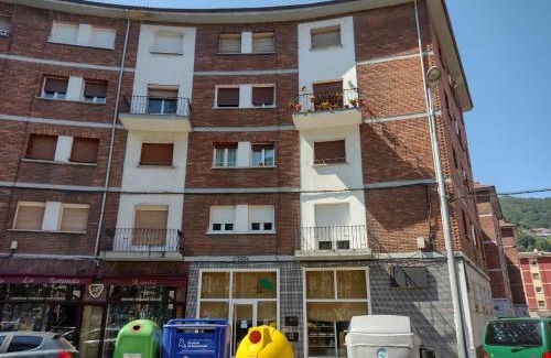 Mieres del Camino Appartement | De la Cuenca Mieres II con parking Privado