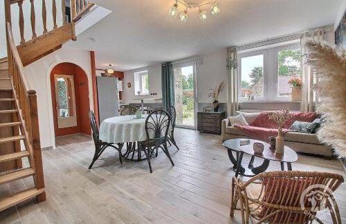 Le Haut-Corlay Maison | De la fontaine - rene