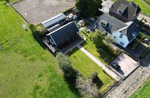 Grafhorst Chalet De Ski | De Os aan de dijk