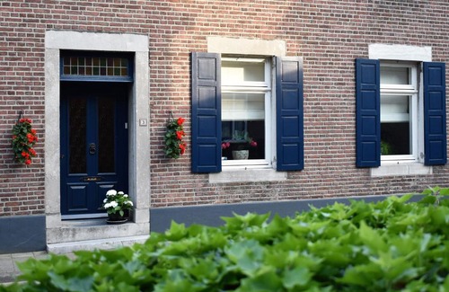 Beek Lit Et Petit-Déjeuner | De Oude Limonadefabriek