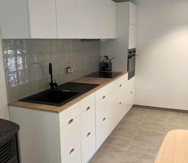 Evregnies Maison | De Skure: vakantiewoning op boerderij