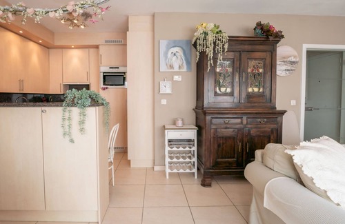 Wenduine Appartement | De tulp - romantic ground floor app by Interhome