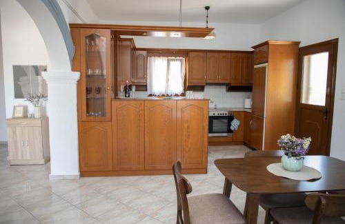 Leros Maison | Debbie's Holiday Home with sunset