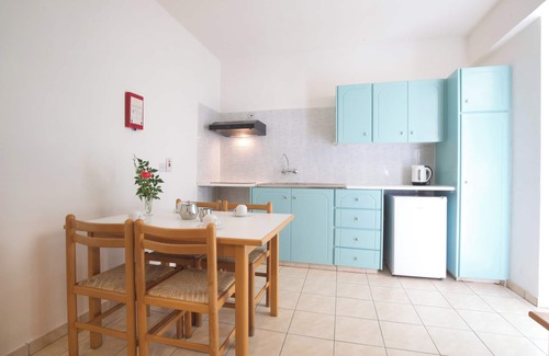 Pernera Appartement | DebbieXenia Hotel Apartments