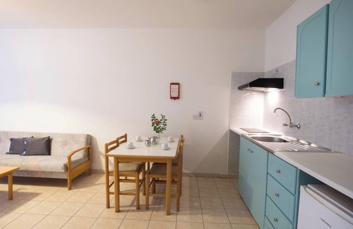 Pernera Appartement | DebbieXenia Hotel Apartments