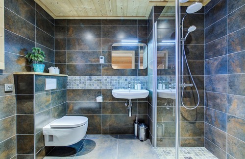 Morzine Chalet De Ski | Decadent Chalet which sleeps 12-14 with Hot Tub and Mountain views (wheelchair access)