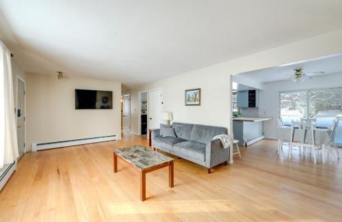 West Eaton Maison | Deck and Fire Pit Cozy Escape in Morrisville!