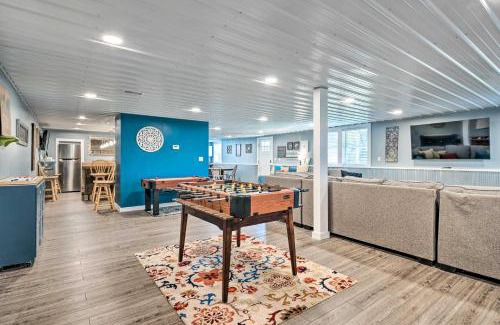 Rebuck Maison | Deck and Game Room Home in Pennsylvania Countryside