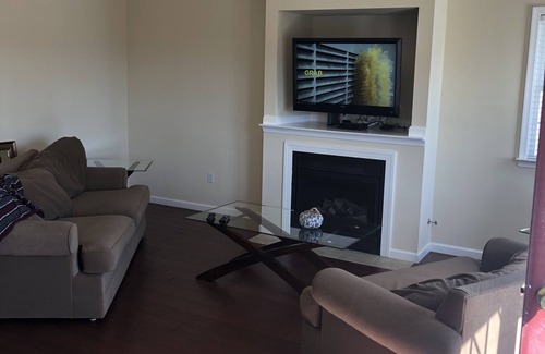 North End Copropriété | Decks located off living room and bedrooms