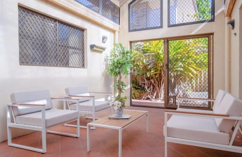 Robertson Maison | Decorated with love 4BD Family House with Pool