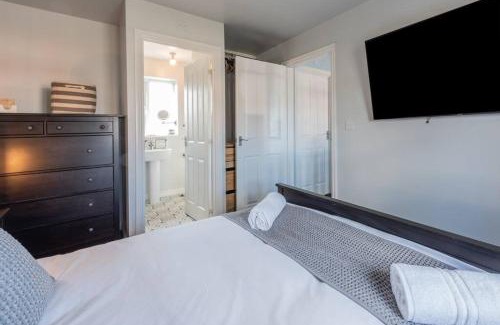 Oakenholt Maison | Dee View Executive Stay