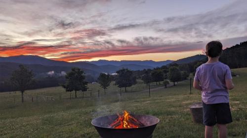 Bright Maison | Deep Creek Farmstay