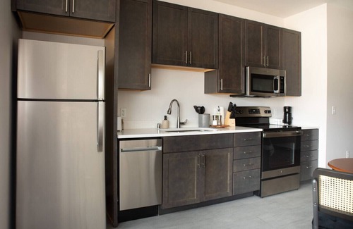 Westown Appartement | Deer District Studio Apt JC9 - One Block from Fiserv and Baird