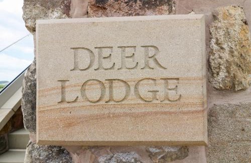 Blackburn Maison | Deer Lodge