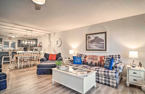 La Follette Copropriété | Deerfield Lakefront Condo/Boat Slip Included!