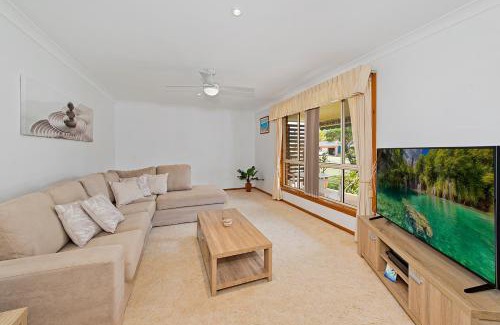 South West Rocks Maison | Dejablu- 8 Cook Drive SWR