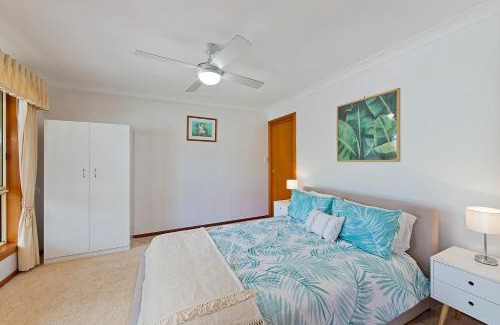 South West Rocks Maison | Dejablu- 8 Cook Drive SWR