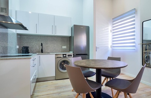 El Ejido Appartement | Del Parque Flats Estudio Capuchinos Street View