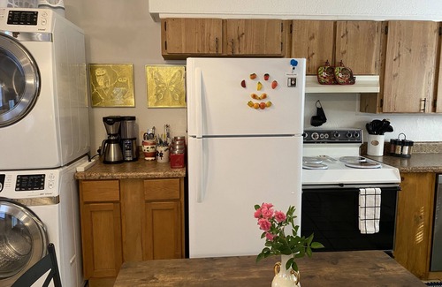 DeLand Maison | Deland Marigold House, Beau cadre calme avec Comfy Bed, Downtown DeLand
