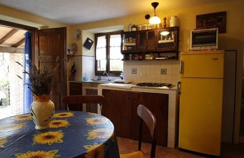 Stazzema Maison | MAISON AVEC JARDIN PRIVÉ CHARMANT ET TERRASSE A quelques km. DE LA MER.
