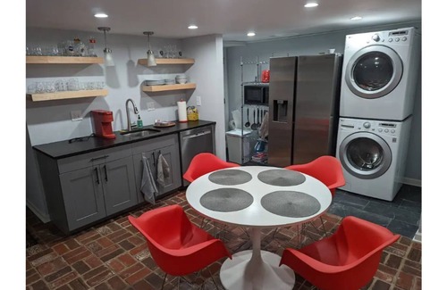 Capitol Hill Appartement | Delightful 1 bdrm/2 bed in center of Capitol Hill.