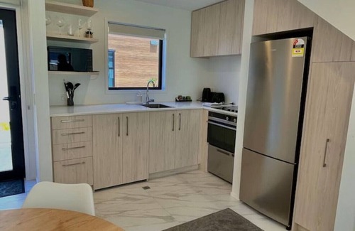Avondale Maison | Delightful 1 Bed 1 Bath Suite