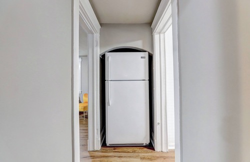 Woodlawn Maison | Delightful 2-bedroom unit with WiFi in Catonsville