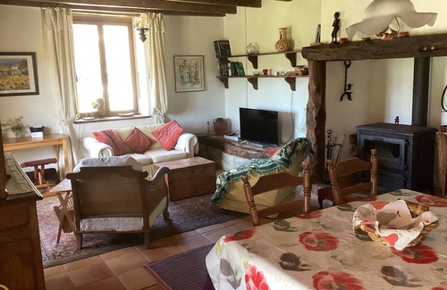 Sainte-Alauzie Cottage | Delightful single story stone cottage with stunning south face panoramic viewsn