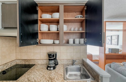 Gateway Appartement | Delightful Gateway Studio w/ Gym, Pool, nr Stadium, by Blueground