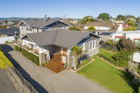 Tauranga South Maison | Delightful on Devonport