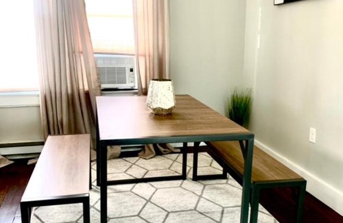 Groton Maison | Delightful Private Room in Groton