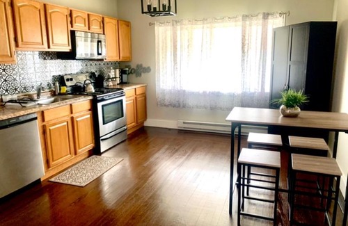 Groton Maison | Delightful Private Room in Groton