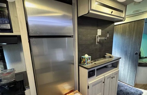 Lexington Maison | Delightful RV with AC in charming Lexington