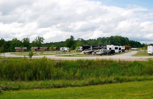 Argillite Maison | Delightful RV with campground amenities