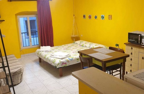 Bosa Historic Centre Appartement | Delightful studio apartment in the historic center of Bosa