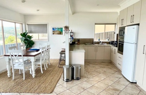 Kiama Maison | Delightful Waterfront Home