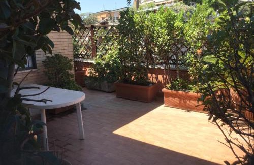 Quartiere XXVIII Monte Sacro Alto Appartement | Delizioso attico a Talenti