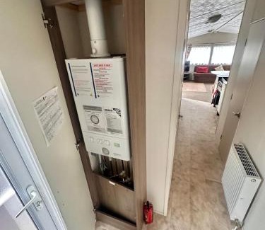Glasgow Appartement | Delta, Bromley 4-Bedroom Located in Uddingston, Glasgow at Maryville Caravan Site