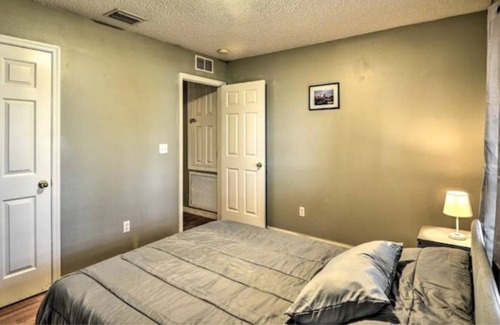Deltona Lakes Maison | Deltona Retreat~23 Mi to Daytona